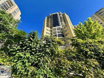 Maltepe Nish Adalarda Teraslı Boş Kiralık 3+1 Daire