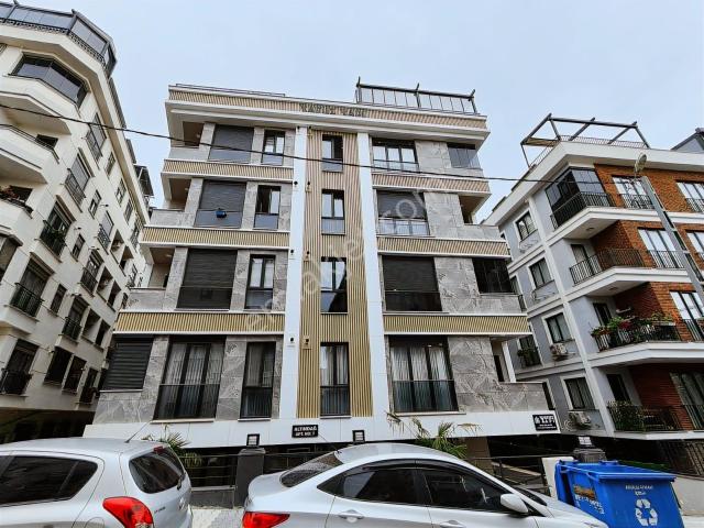 Maltepe Altıntepe2+1 Bahçe Katı Satılık Daire آپارتمان ۲+۱