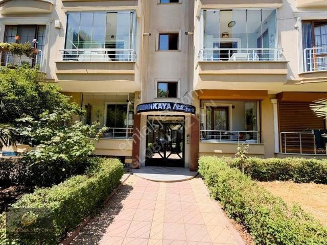 Maltepe Altayçeşme Mah 5+2 Net 180 M2 Dubleks Daire