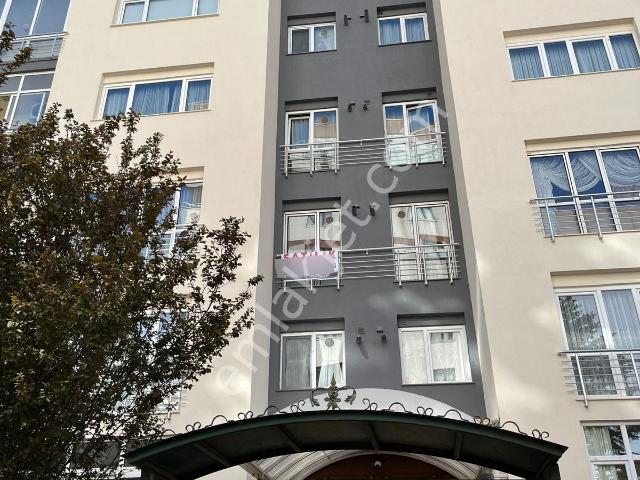 Maltepe Altay Çeşme'de Sitede Satılık 3+1 Daire