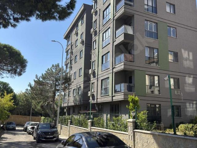 Maltepe Bağlarbaşı'nda_Kiralık 3+1_Sıfır_Bahçe Katı