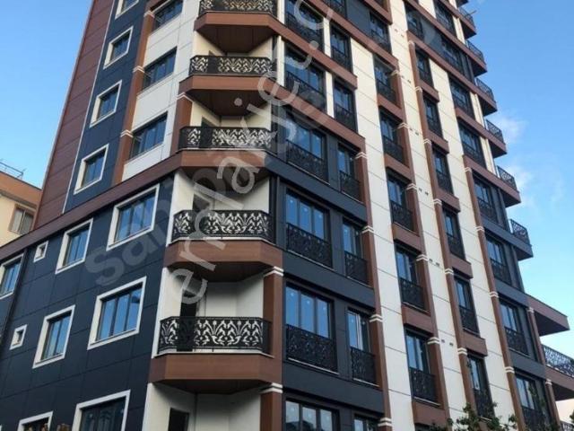 Maltepe Cevizli'de, Merkezi Lokasyonda, Masrafsız Lüks 3+1 Daire