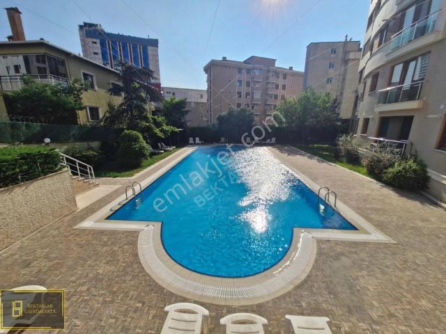 Maltepe Danışparkta Rezidans Konseptli 3+1 Kiralık Daire