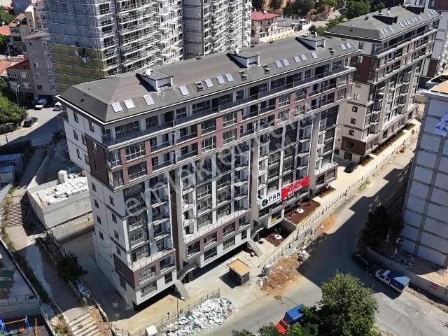 Maltepe Esenkent Pera Park Da Şerefiyeli 3+1 Satılık Daire