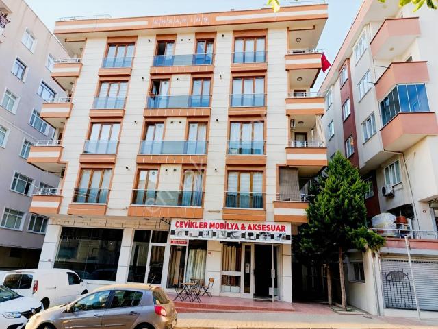 Maltepe Fındıklı'da Satılık Çatı Dublex 190 M2 Daire