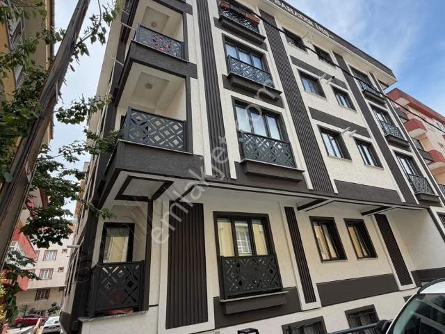 Maltepe Fındıklı Mahallesinda Yeni Bina Satılık 2+1 Daire