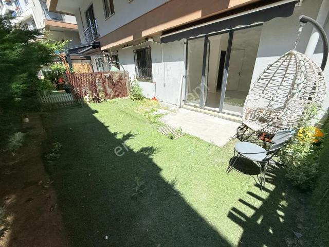 Maltepe Girne Mahallesi Site İçerisinde Bahçeli 2+1 Kiralık