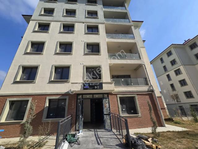 Maltepe Toki Atış Okulu 6. Etap E.banyolu Geniş Bir Daire