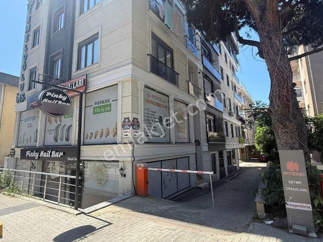 Maltepe Ünv Hast Sokağı Çam Sk 4 Yıllık Yeni Binada 3+1