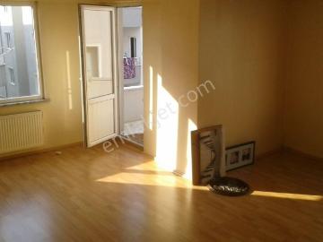 Maltepe Zümrütevlerde Palmiye Sitesi Site İçerisinde 3+1 120 M2