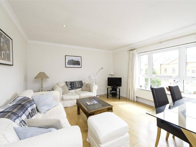 Malthouse Drive, Chiswick W4, 1 bed flat to rent, £2,100 pcm | PrimeLocation