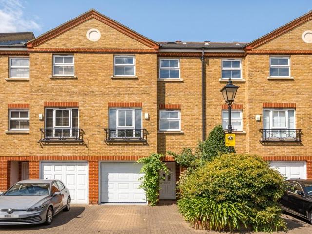 Malthouse Drive London W4 5 bed townhouse to rent £5,500 pcm £1,269 pw
