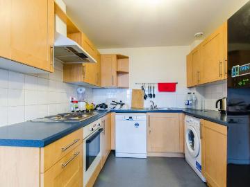 Maltings Close, Tower Hamlets, London E3, 1 bed flat to rent, £2,100 pcm | PrimeLocation