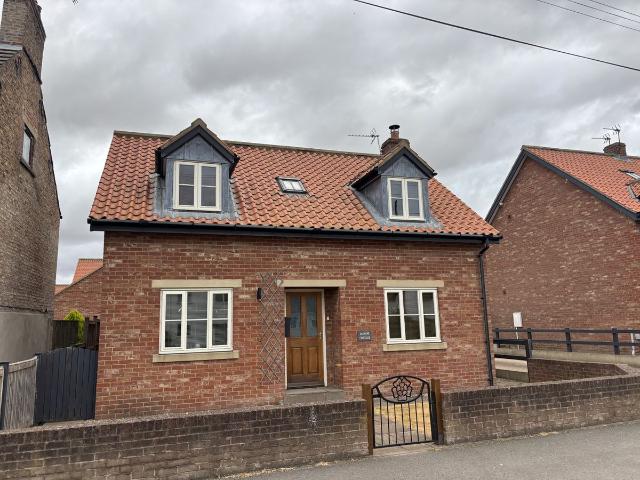 Malton YO17, 3 bed cottage to rent, £1,350 pcm | PrimeLocation