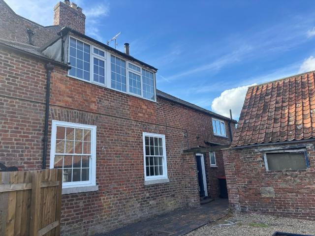 Malton YO17, 3 bed cottage to rent, £850 pcm | PrimeLocation