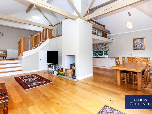 Maltmans Lane, Chalfont St. Peter SL9, 3 bed property to rent, £3,250 pcm | PrimeLocation