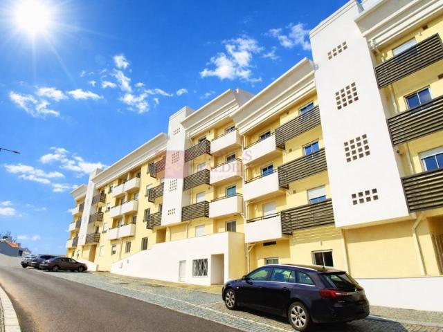 Malveira Centro T2 a estrear com terraço e garagem