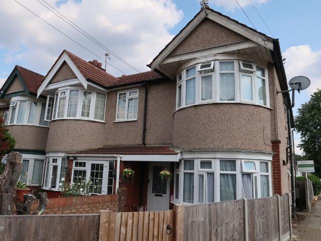 Malvern Avenue, South Harrow HA2, 1 bed maisonette to rent, £1,325 pcm | PrimeLocation
