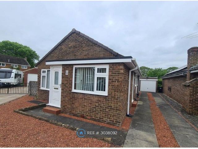 Malvern Close, Darlington DL2, 2 bed bungalow to rent, £1,200 pcm | PrimeLocation
