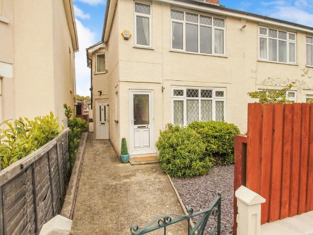 Malvern Road, Bournemouth BH9, 2 bed flat to rent, £1,100 pcm | PrimeLocation