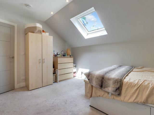 Malvern Road, Kilburn Park NW6, 2 bed flat to rent, £2,470 pcm | PrimeLocation