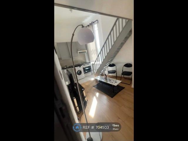 Malvern Road, London NW6, Studio to rent, £1,300 pcm | PrimeLocation