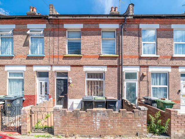 Malvern Road, Luton LU1, 4 bed terraced house to rent, £1,750 pcm | PrimeLocation