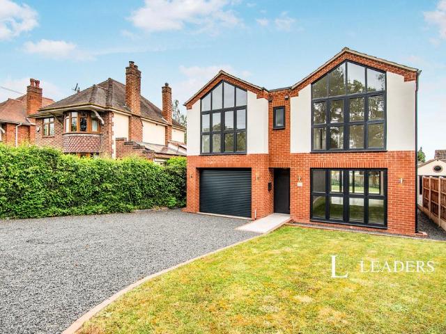Malvern Road, WR2 4 bed detached house to rent £3,150 pcm £727 pw
