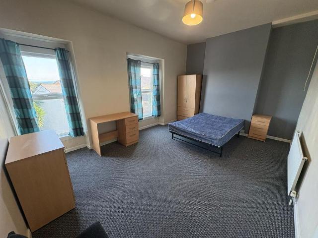 Malvern Terrace, Brynmill, SA2 4 bed terraced house to rent £1,400 pcm £323 pw