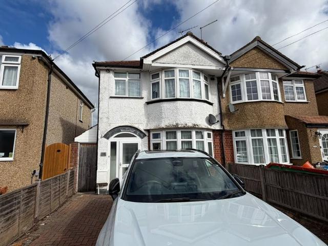 Malvern Way, Croxley Green, Rickmansworth WD3, 3 bed semi detached house to rent, £2,200 pcm | PrimeLocation