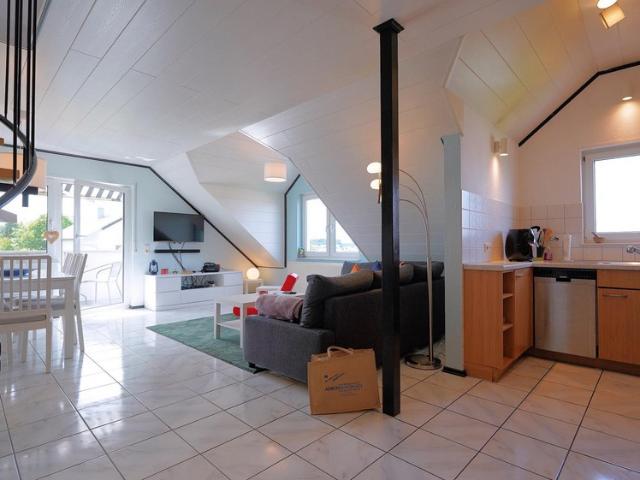 Mal etwas anderes! Helle, außergewoehnliche Maisonette mit Aufzug!
