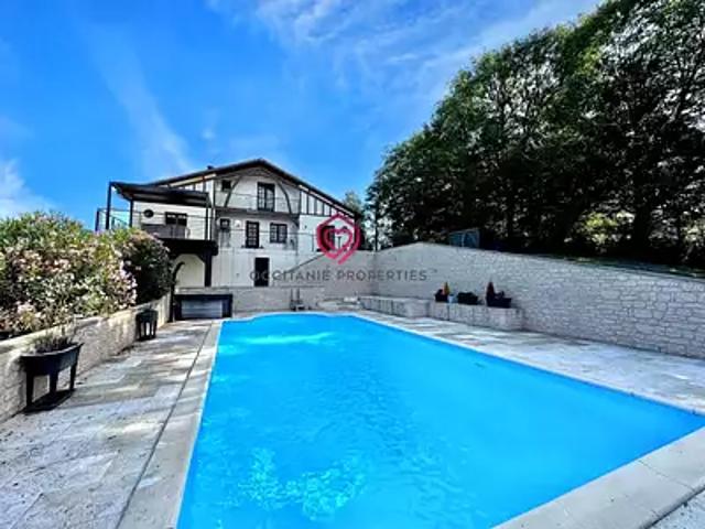 Malabat 32730 Achat / Vente maison 7 pièces t7 piscine