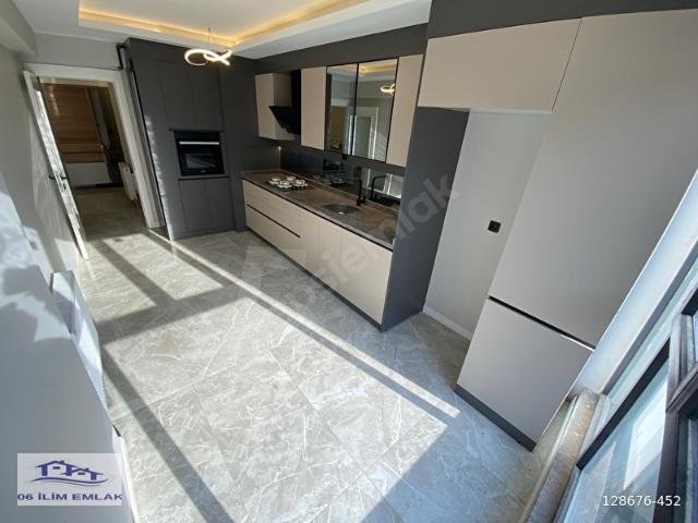 MALAZGİRT MAH'DE 3+1 ARA KATTA FULL YAPILI SIFIR SATILIK DAİRE