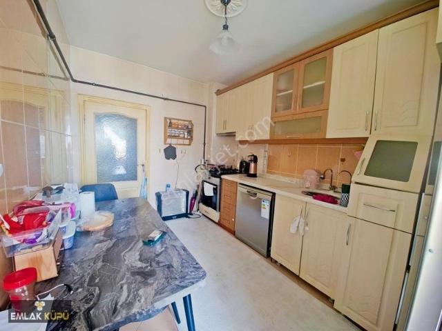Malazgirt Mah. Asansörlü E.banyolu Ankastreli Kiralık 3+1 Daire