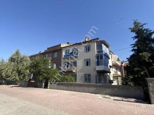 malazgirt Mah Barış Cad Yani 1+1 Ayrı Mutfaklı Bakımlı Daire