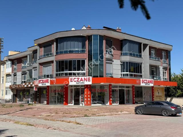 Malazgirt Mahallesi Barış Cad.sine Cephe Geniş 4+1 Kiralık Daire