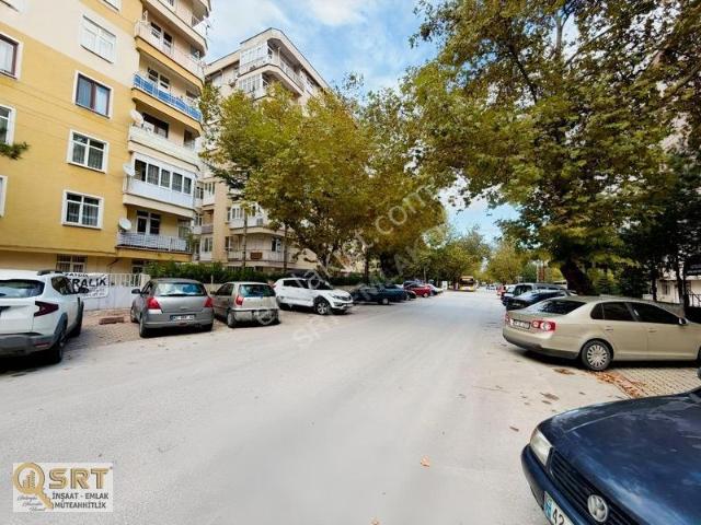 Malazgirt Mahallesi Kiralık Ara Kat 2+1