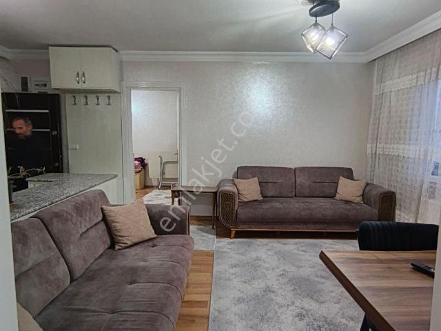 Malazgirt Mahallesinde 2+1 Satılık Daire