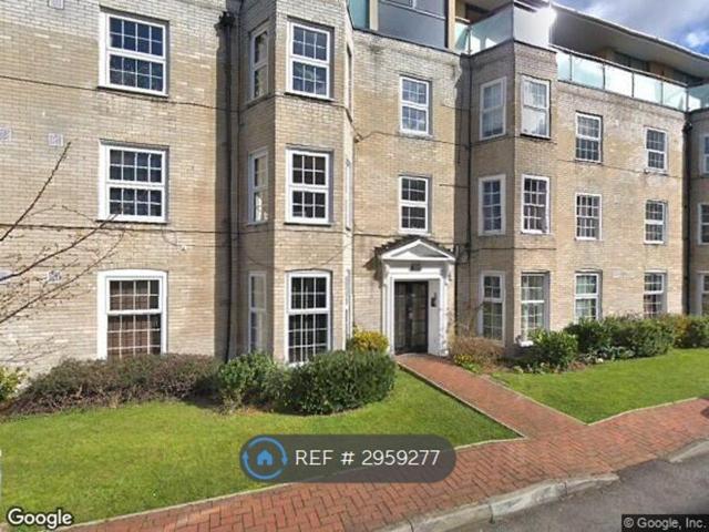 Malden Court, Raynes Park KT3, 2 bed flat to rent, £1,950 pcm | PrimeLocation