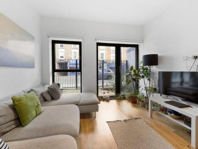 Engine House Way, Lansdowne House NW1, 2 bed flat to rent, £4,700 pcm | PrimeLocation