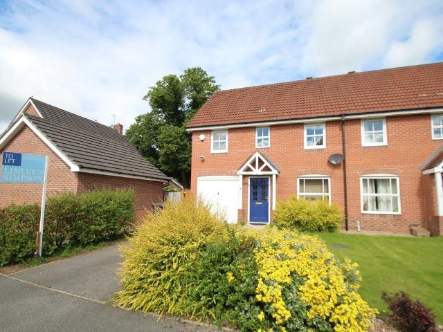 Malden Road, Meanwood, Leeds LS6, 3 bed detached house to rent, £1,495 pcm | PrimeLocation
