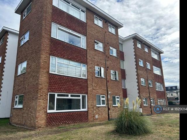 Maldon Road, Wallington, SM6 2 bed flat to rent £1,450 pcm £335 pw