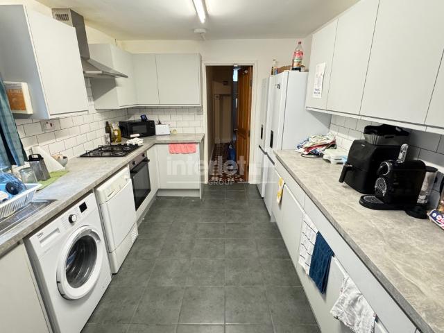 house for rent in Malefant Street, Cathays, CF24 4QH