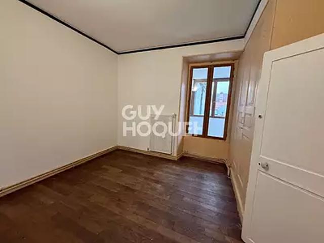 Malesherbes 45330 Location appartement 4 pièces t4 au dernier étage