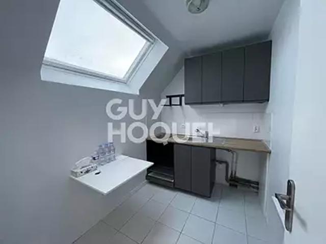 Malesherbes 45330 Location appartement 1 pièce t1 au dernier étage