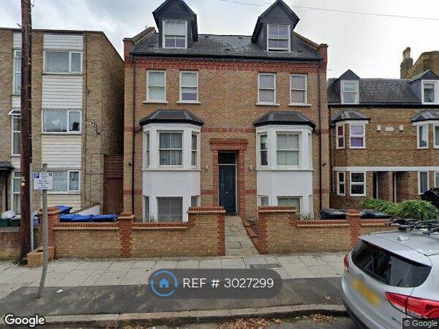 Malhotra House, London SW19, 2 bed flat to rent, £2,400 pcm | PrimeLocation