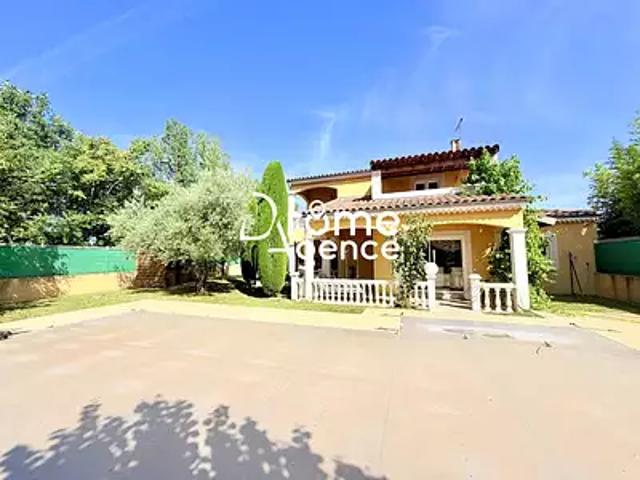 Malissard 26120 Achat / Vente maison 6 pièces t6 piscine parking