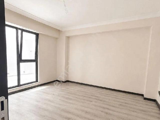 Malkoc Mah.çarşıdakiralık Sıfır Daire