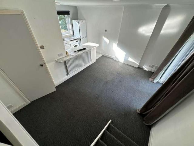 Mallard Close, Northampton, NN4