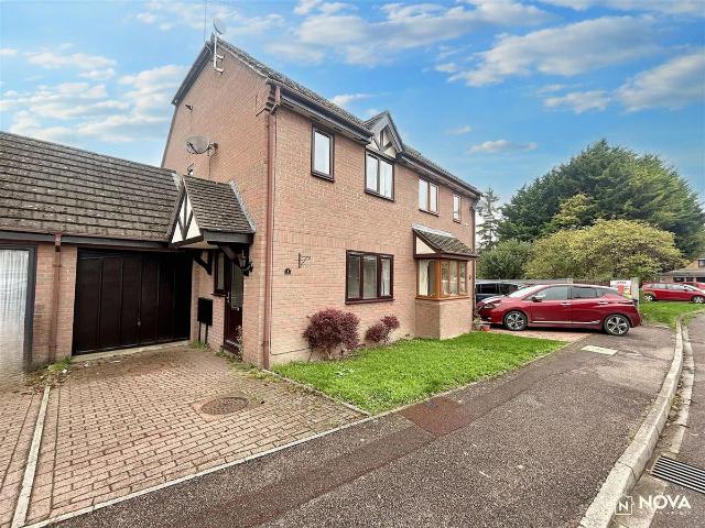 Mallard Gardens, Luton LU3, 2 bed semi detached house to rent, £1,400 pcm | PrimeLocation